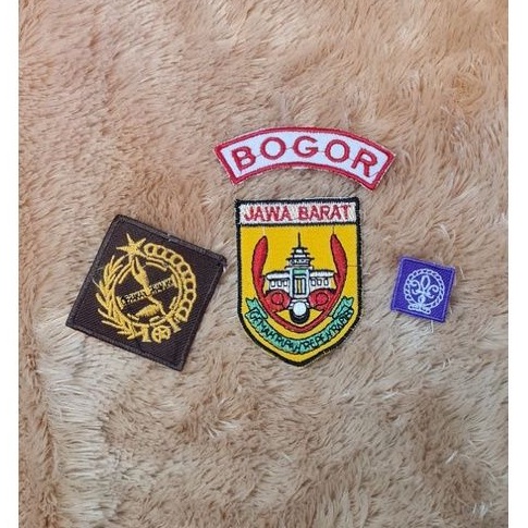 

ATRIBUT PRAMUKA BOGOR COWOK