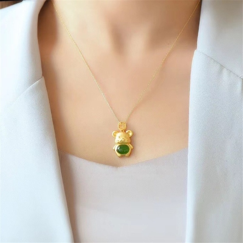 [Ready Stock]Fashion Gold-Plated Inlaid Jade Cute Mouse Color Pendant Necklace