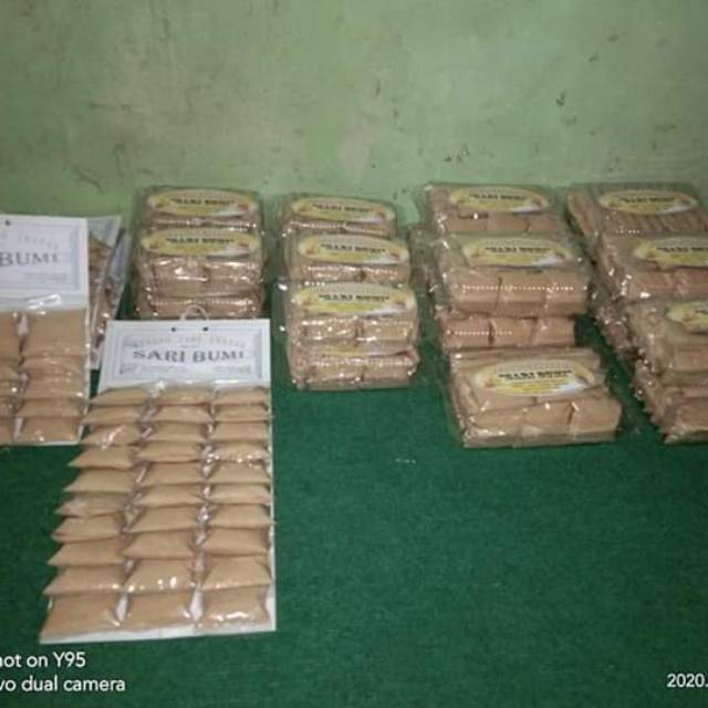 

Wedang Jahe Serbuk wedang jahe Sari bumi Berizin dinas kesehatan P-IRT Tanpa bahan pengawet