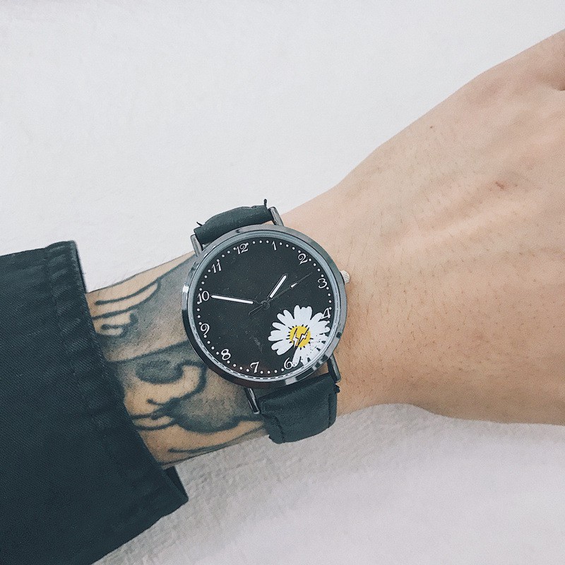 [COD] Jam Tangan Import Gaya Korea Jam Tangan Quartz Analog Casual Gaya Retro Wanita Korea Strap PU Cantik-Bunga hitam