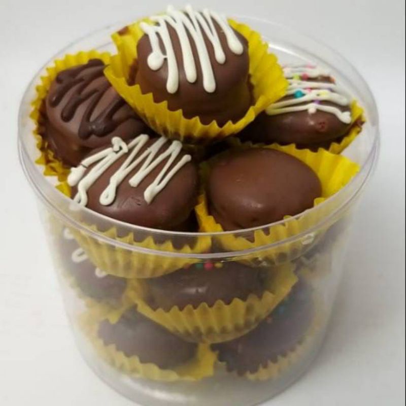 

BABY MACARON COKLAT ISI 15 PCS