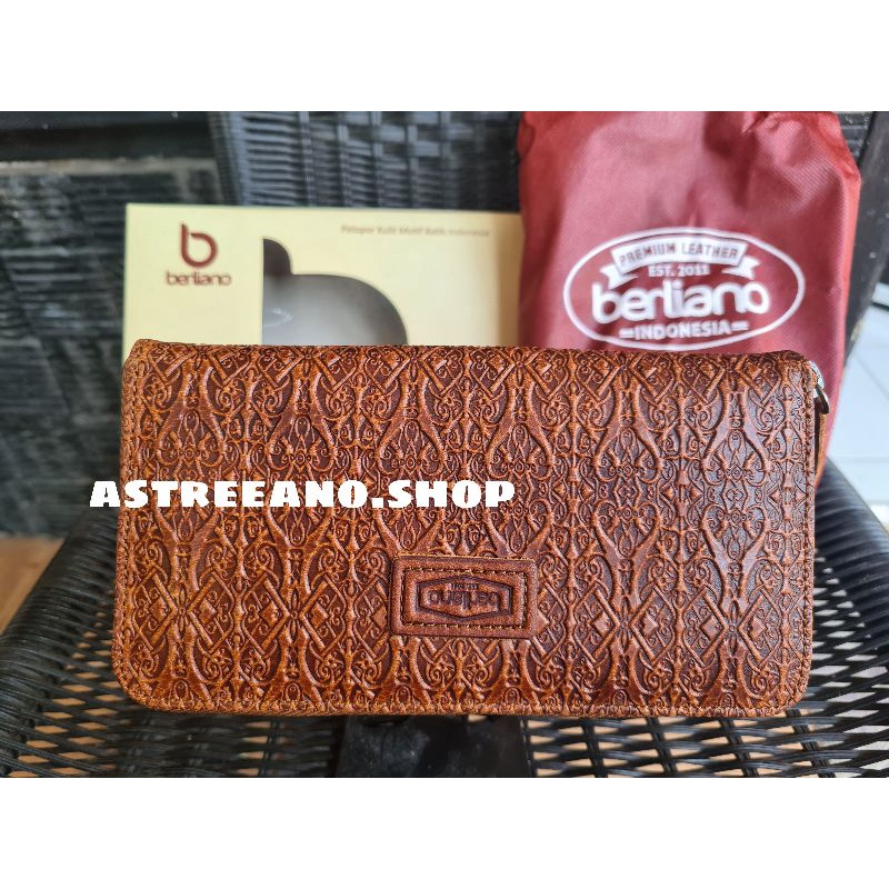 Berliano dompet Zippy motif Mandau Havana