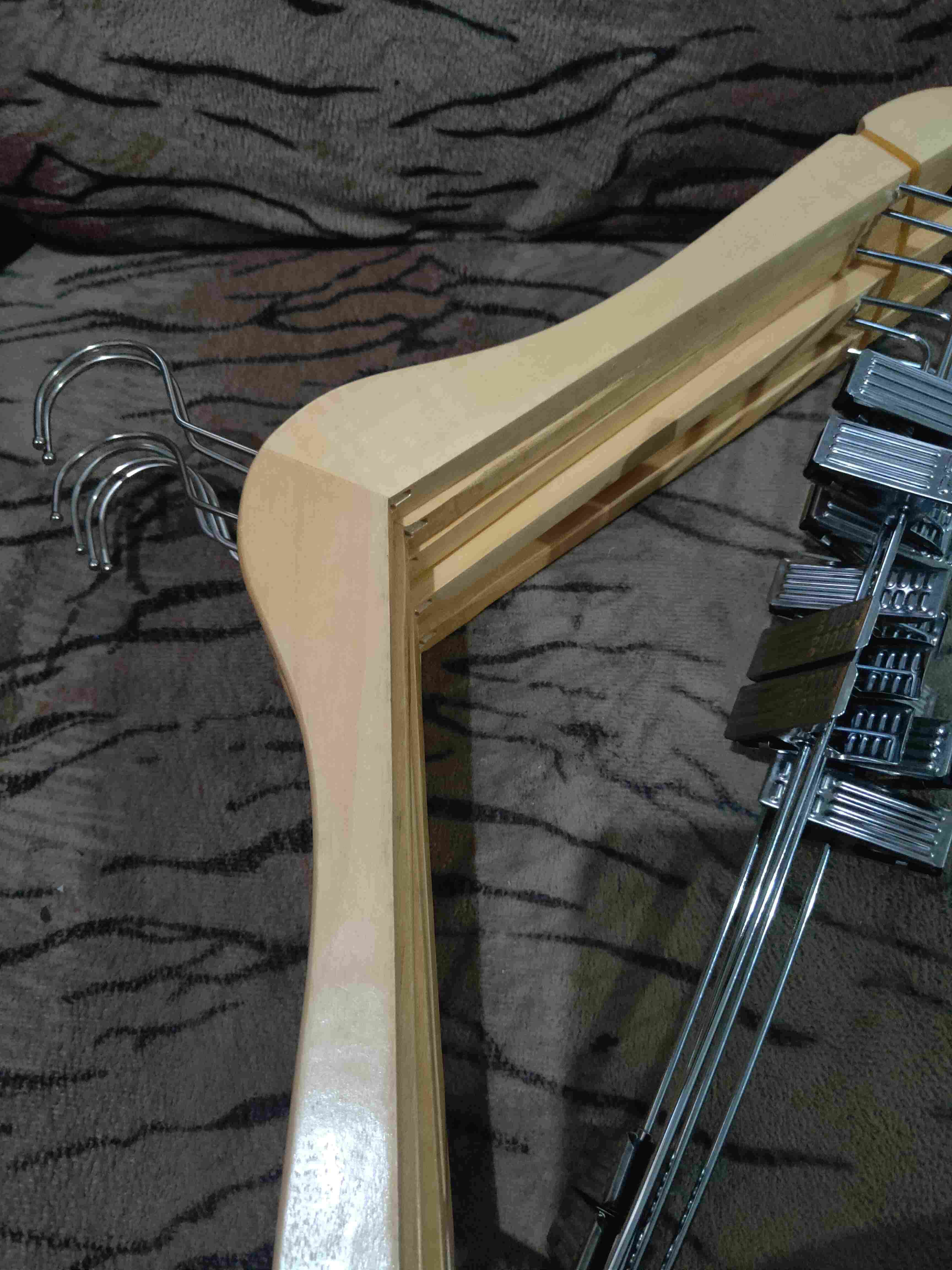 Hanger Kayu Jepit ( Per Pcs )