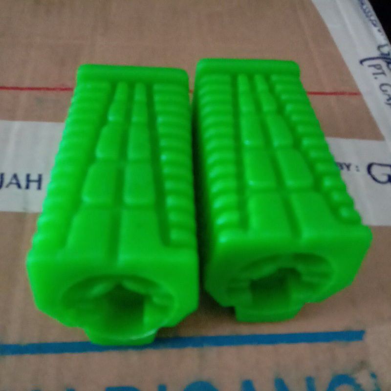 Karet step depan variasi Footstep Set Sepasang