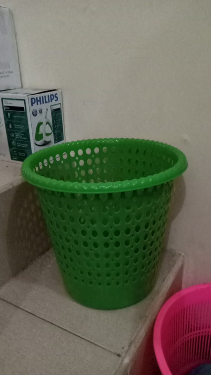 Keranjang Sampah Plastik Tanggung
