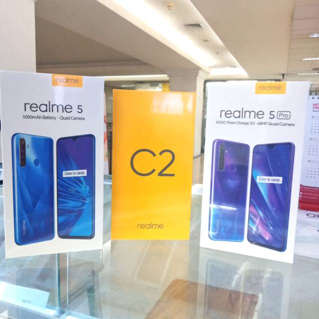 Realme 5 pro RAM 4 internal 128