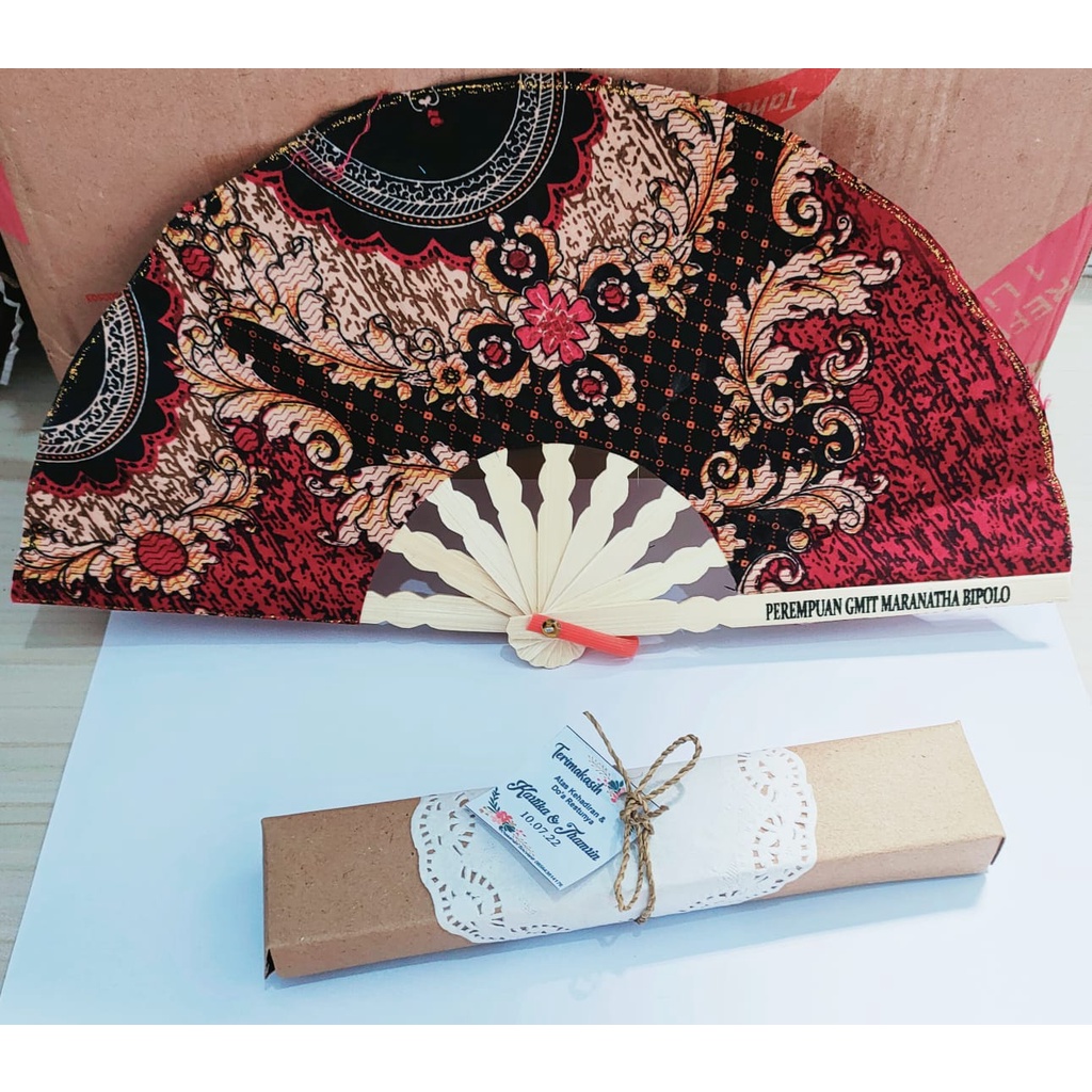 souvenir kipas batik sedang 17-18 cm custom sablon kemas box