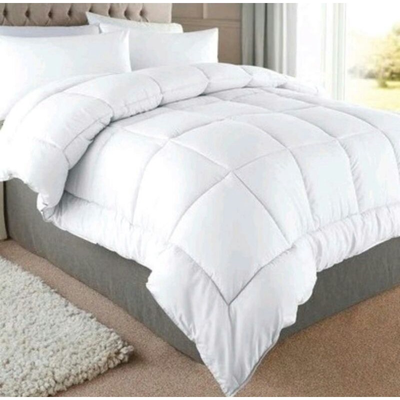 DUVET / QUILT / INNER BEDCOVER POLOS PUTIH