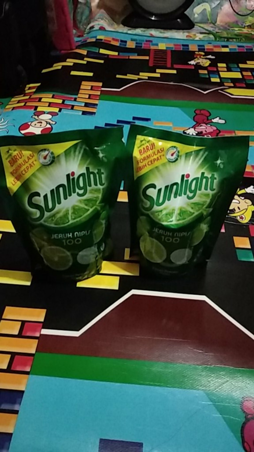 Cairan Pencuci Piring Sunlight Jeruk Nipis 400ml