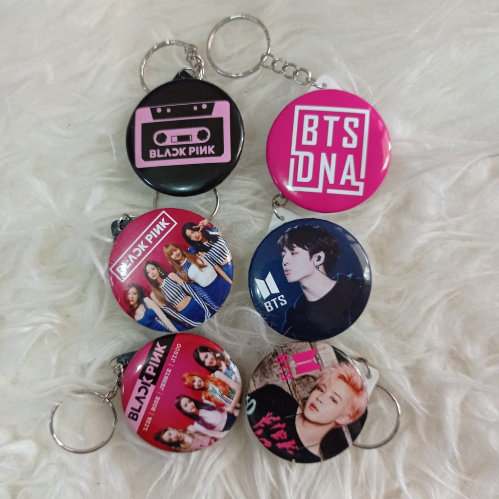 gantungan tas/gantungan BTS/gantungan kunci/gantungan BLAKPINK/gantungan/ultraman/RANDOM