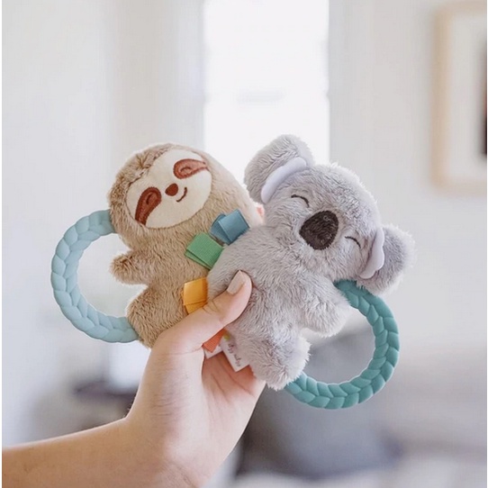 Itzy Ritzy | Ritzy RATTLE PAL - Plush With Teether Mainan Boneka Motorik Boneka Anak Lucu Soothing Teething Sensory Sound