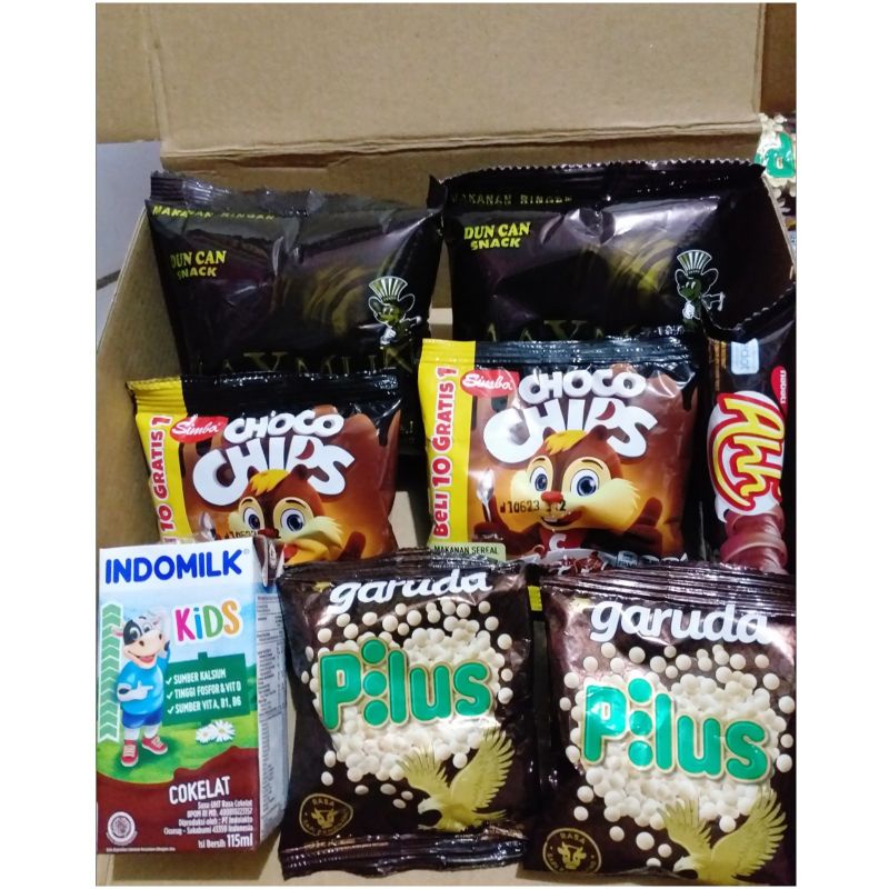 

SNACK BOX / HAMPERS SNACK BOX MURAH / SNACK KADO ULANG TAHUN MURAH / BINGKISAN HADIAH / PAKET ULANG TAHUN