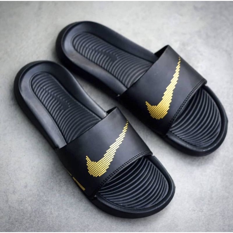 SANDAL SLOP NIK VICTORY BLACK GOLD ELEGANT DIPAKAI PRIA DAN WANITA  SLIDE