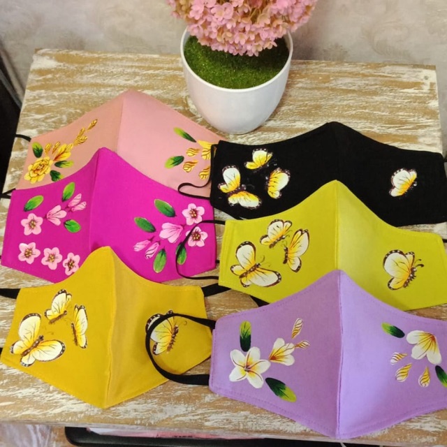 

Masker lukis handmade