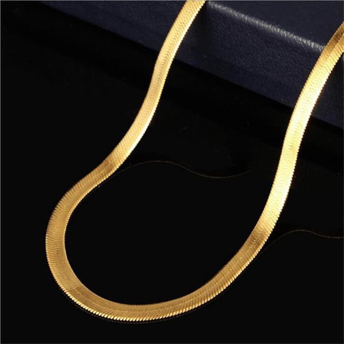 KALUNG TITANIUM PRIA WARNA EMAS GOLD MODEL PLAT