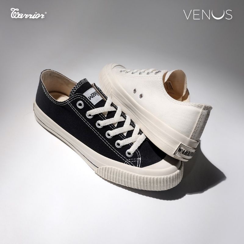 Warrior venus black white low - sepatu warior original