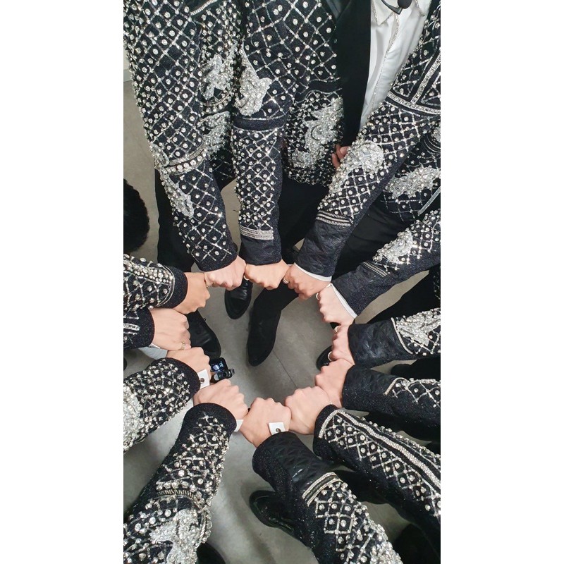 jeonghan pilot set booked