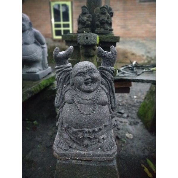 patung Buddha ketawa