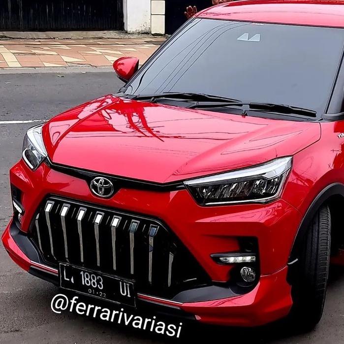 grill model apollo mobil Raize Ferrari variasi