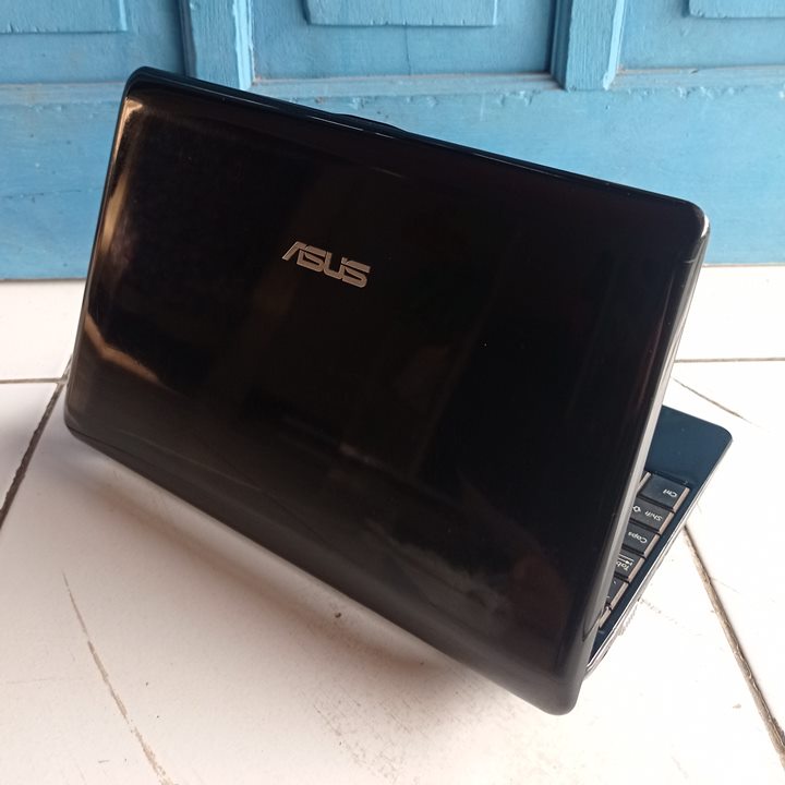 Asus EEE PC 1005P  Hitam RAM 2GB HDD 160GB  Netbook Second Bekas Murah