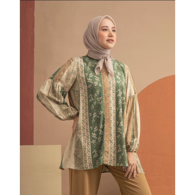 camelia blouse Heaven lights
