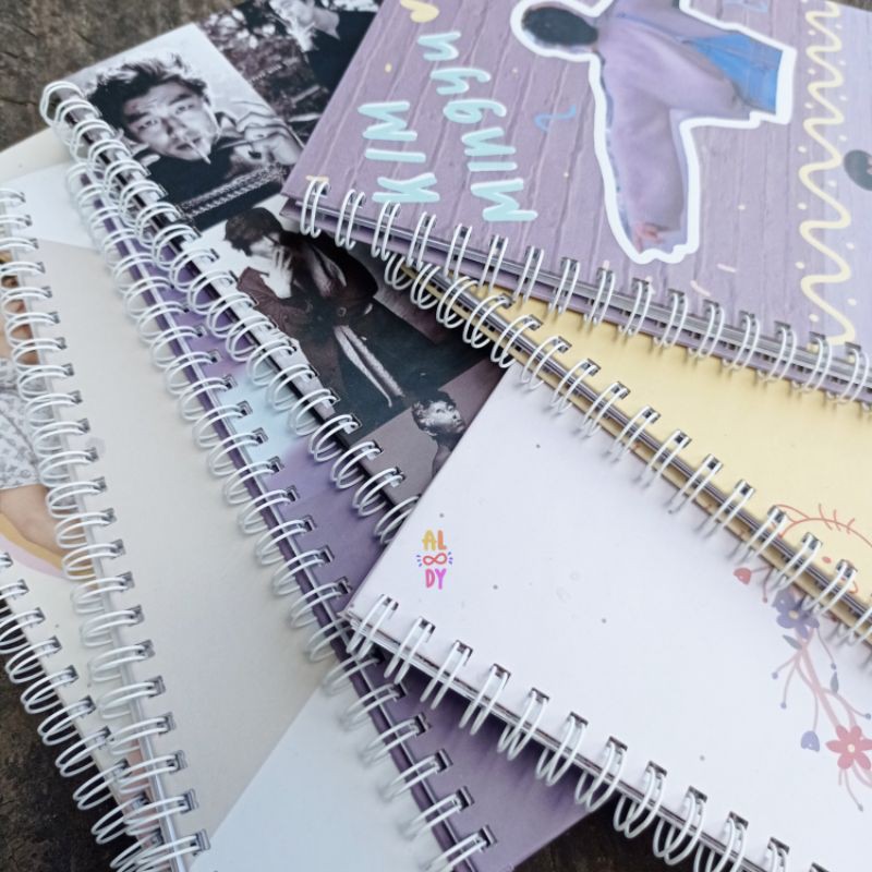 

PHOTOBOOK CUSTOM A4 | 40 HALAMAN