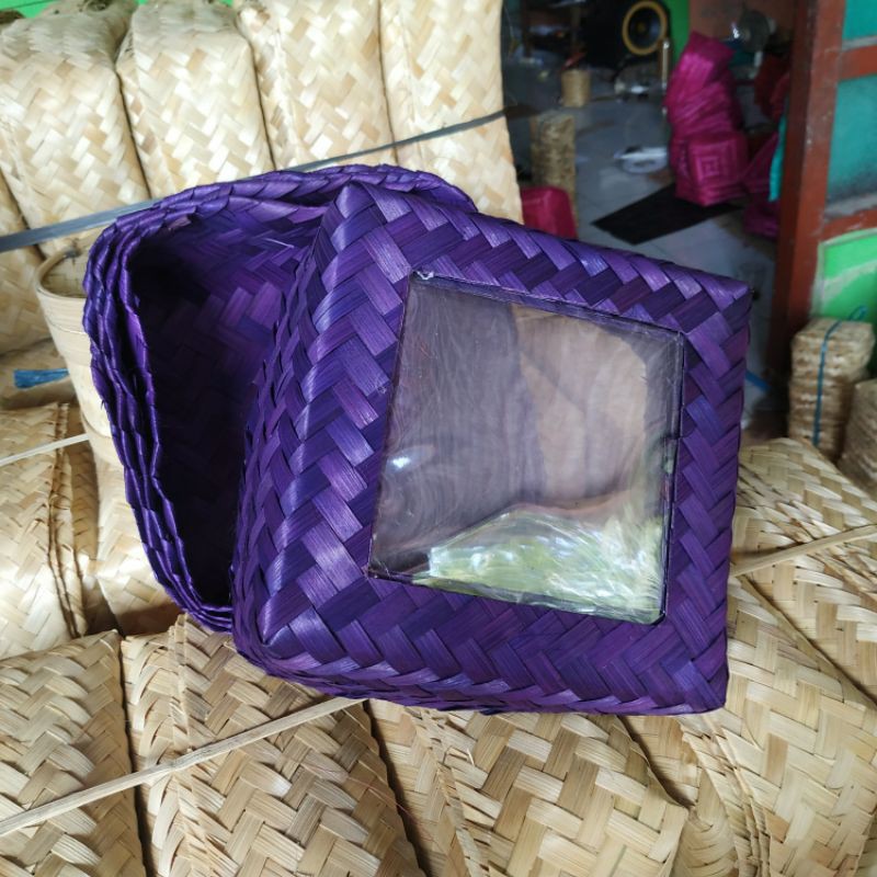 [20x20]sepasang besek bambu warna ungu tutup mika (wadah&tutup)