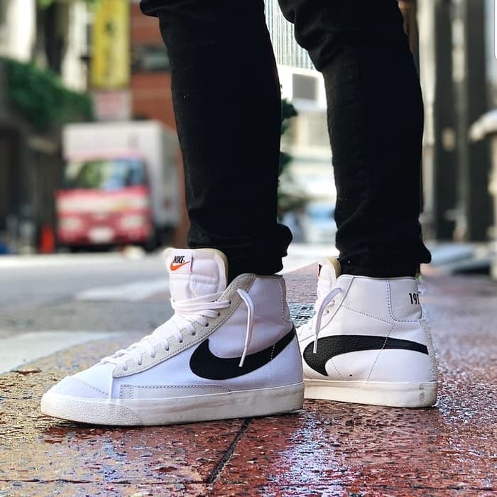 Sepatu Nike Blazer Mid 77 Vintage White 