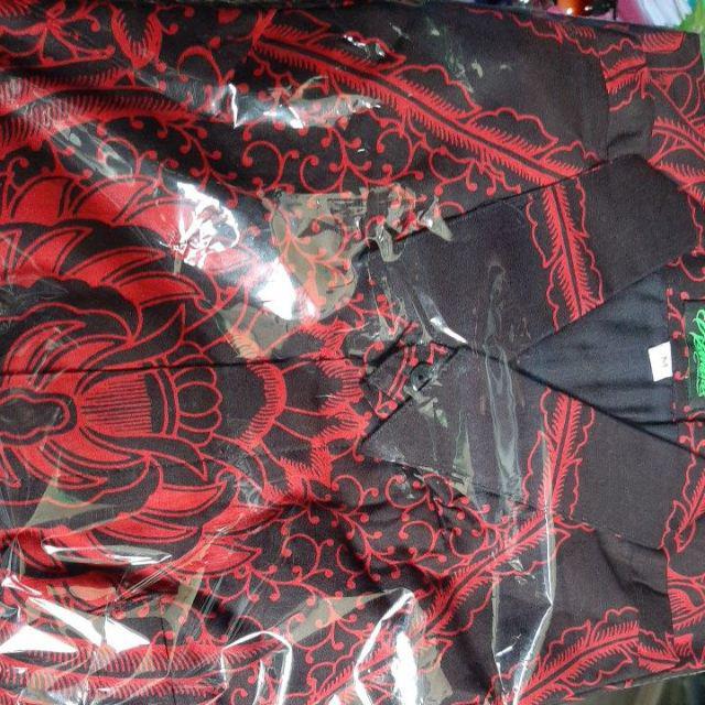 Peksi Merah Kemeja Batik Pria Batik Solo Modern Kemeja Pria Lengan Pendek Ori By Alethea