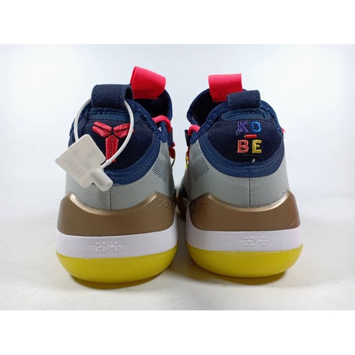 Sepatu Basket Kobe AD Exodus Sail