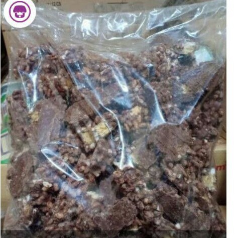 

coklat kiloan patahan top coklat / white 1kg