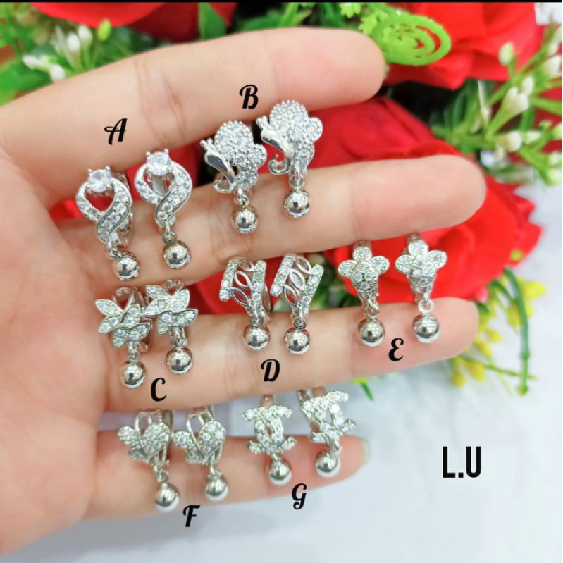 Anting Jepit Dewasa Permata Zircon Berbagai motif perhiasan wanita Gold dan Silver limited edition