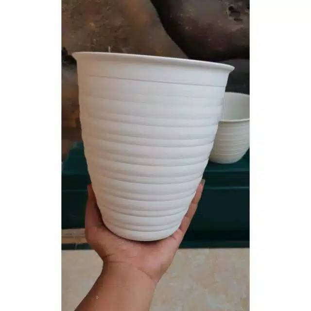 Pot bunga tawon ukuran 15 pot minimalis Produk Baru Good Quality