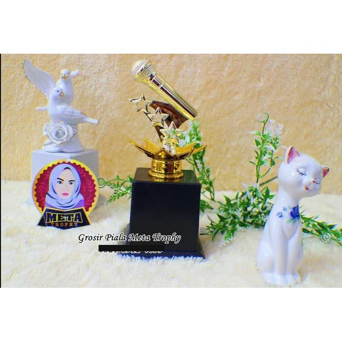 PIALA TROPHY MURAH SET 123 MICROFON NYANYI MUSIC DANCE TARI
