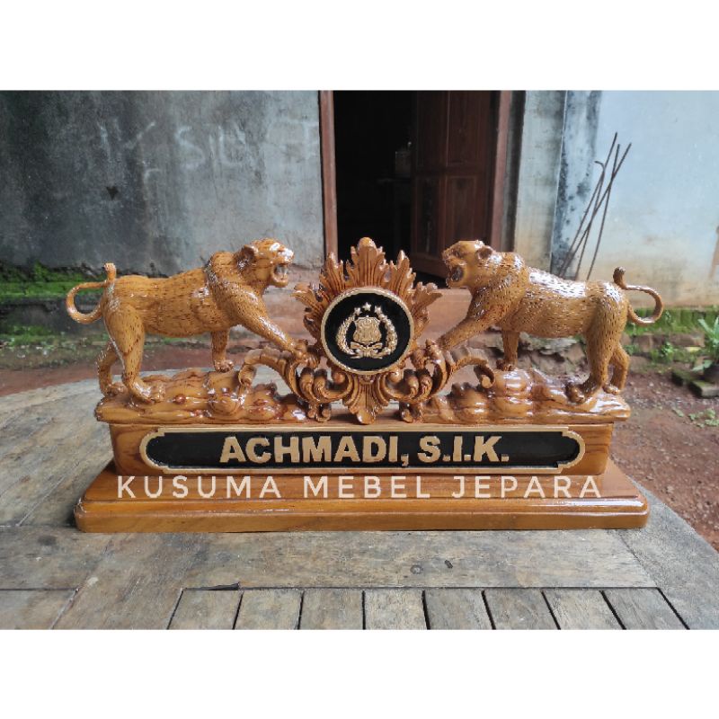 

Papan Nama Meja Kantor Kayu Jati Model Harimau Macan - Panjang 50cm