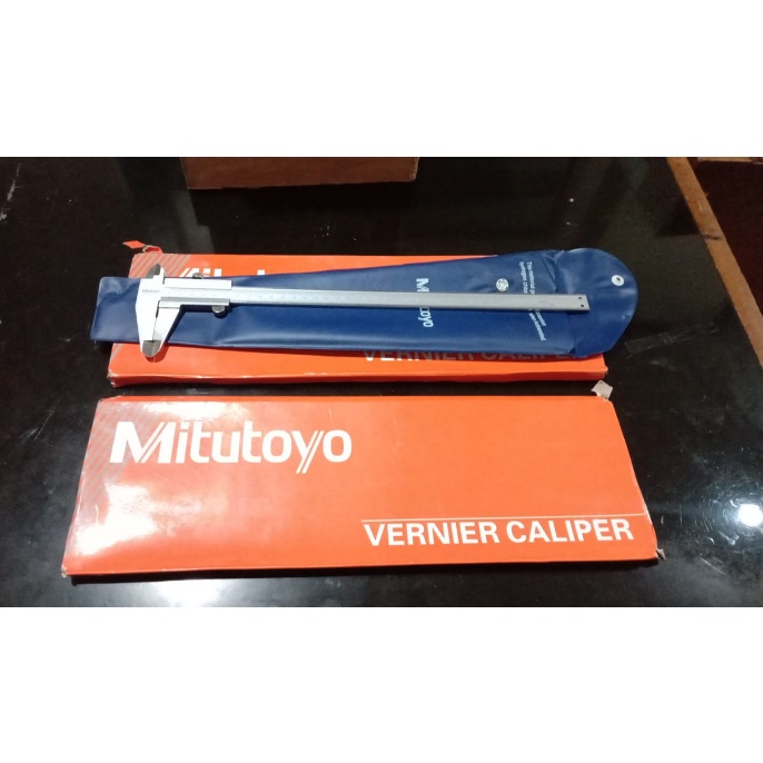 

Vernier caliper MITUTOYO 530-119 N12"P