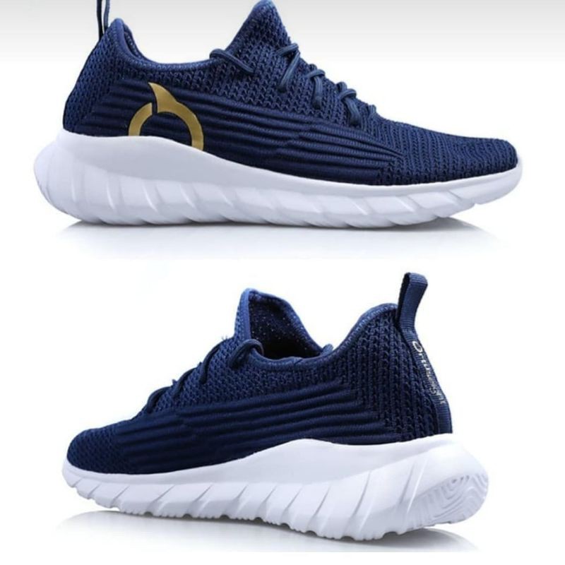 ortuseight frontier all black