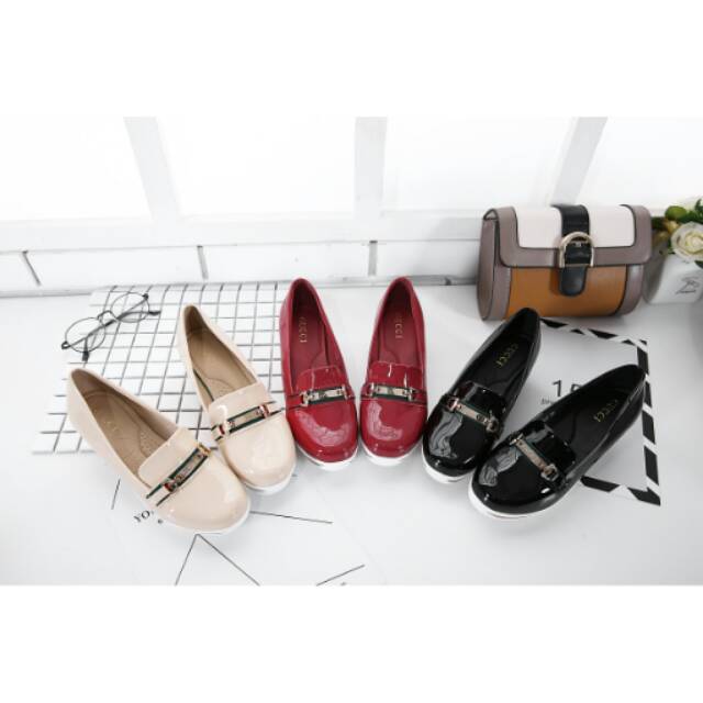 Sepatu gucci 3807 A28    (H25)