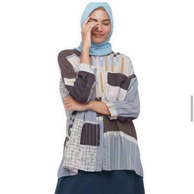 Ukara Top Ria Miranda