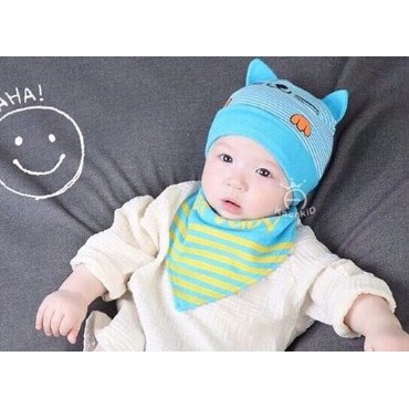 Satu Set Kupluk + Celemek | Bib + Hat Cat Baby