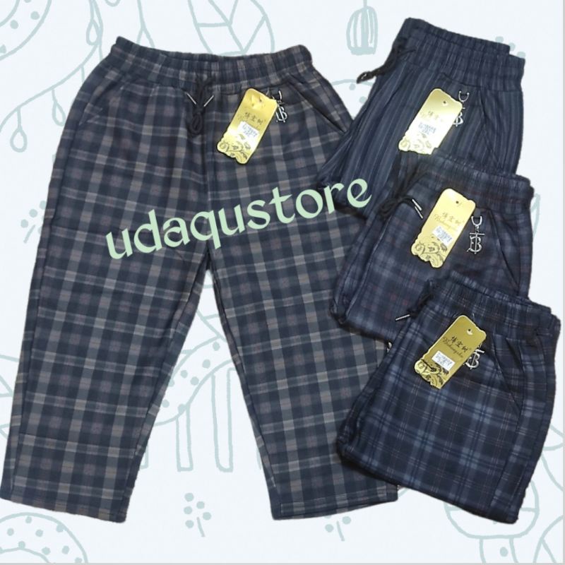 CELANA PENDEK 7/8 KOTAK DAN SALUR ( BHS )