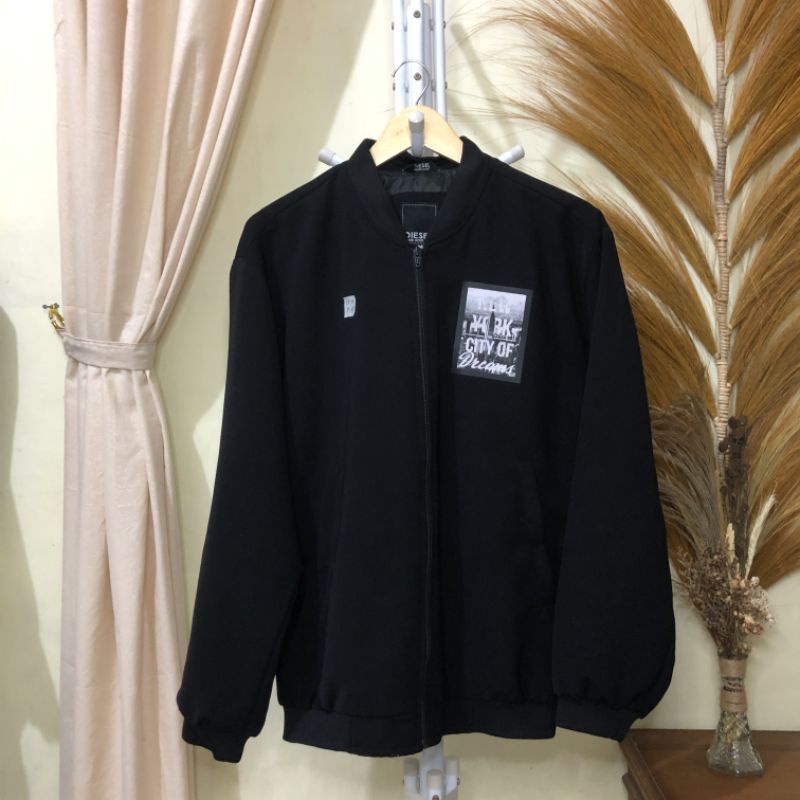 Jaket Bomber Parasut New York Diesel Hitam Second
