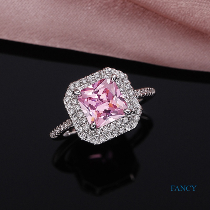 Cincin Tunangan Hias Cubic Zirconia Bentuk Persegi Warna Pink Untuk Wanita