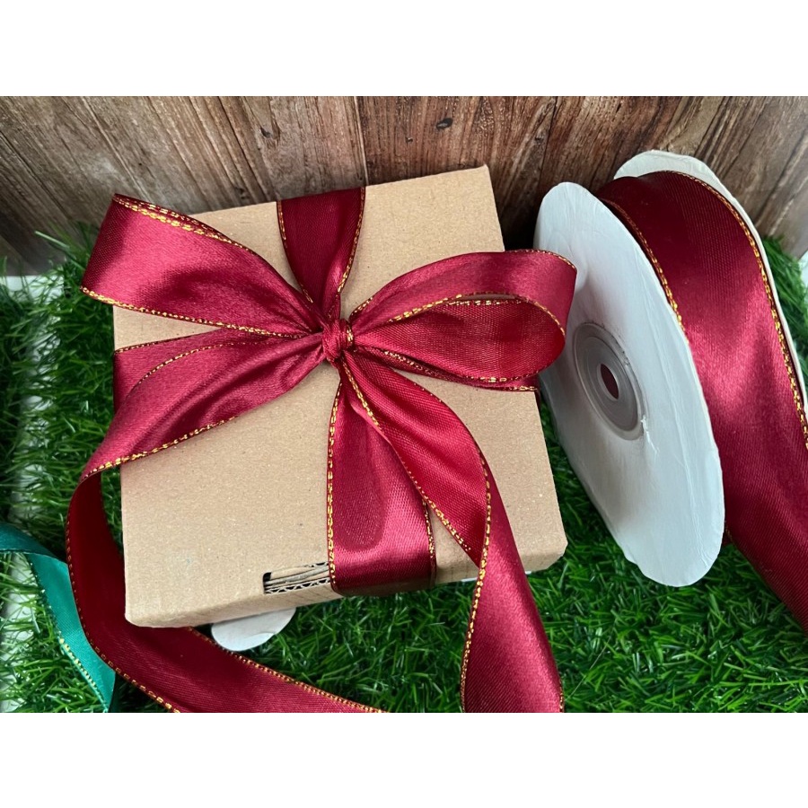 

SALE !!! Pita hijau Garis Emas / Pita Kado / Pita merah 1m, lebar 2,5cm - Hijau - PALING DICARI PALING DICARI PITA HAMPERS KADO SOUVENIR PITA KADO LUCU PALING MURAH TERBAIK TERCANTIK SEBAGAI HIASAN KADO PARCEL HIASAN PARCEL LEBARAN HIASAN SEMBAKO HIASAN P