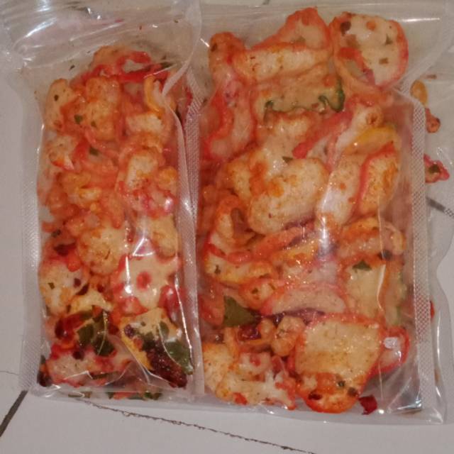 

Kerupuk seblak basah