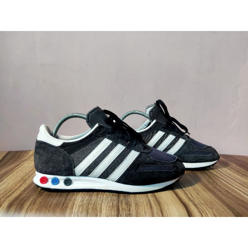 Sepatu Second Original Adidas LA Trainer
