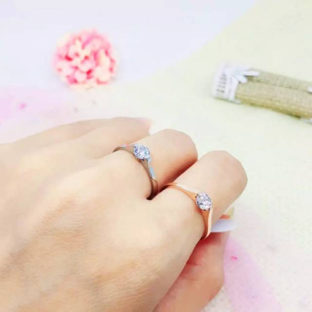 Cincin Titanium Solitare Korea Mata Diamond Silver dan Gold