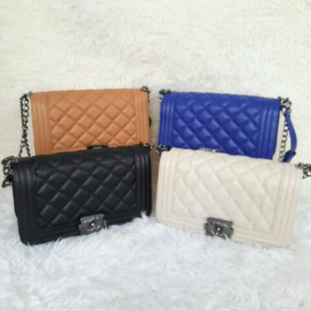 CHANEL LE BOY MEDIUM