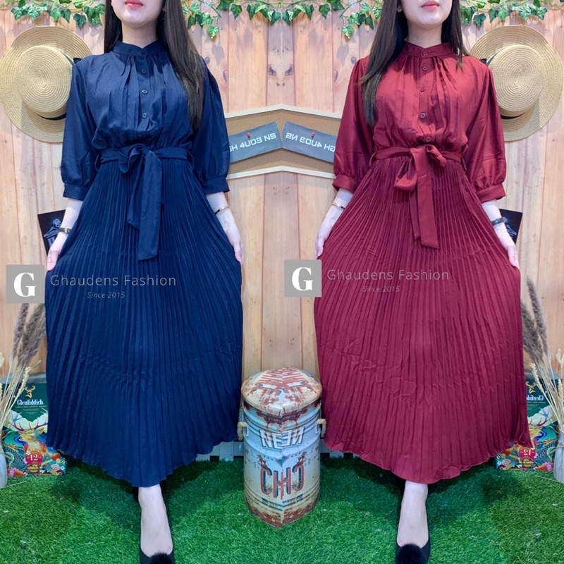 Long Dress Plisket Larysla 1241 - Ghaudens