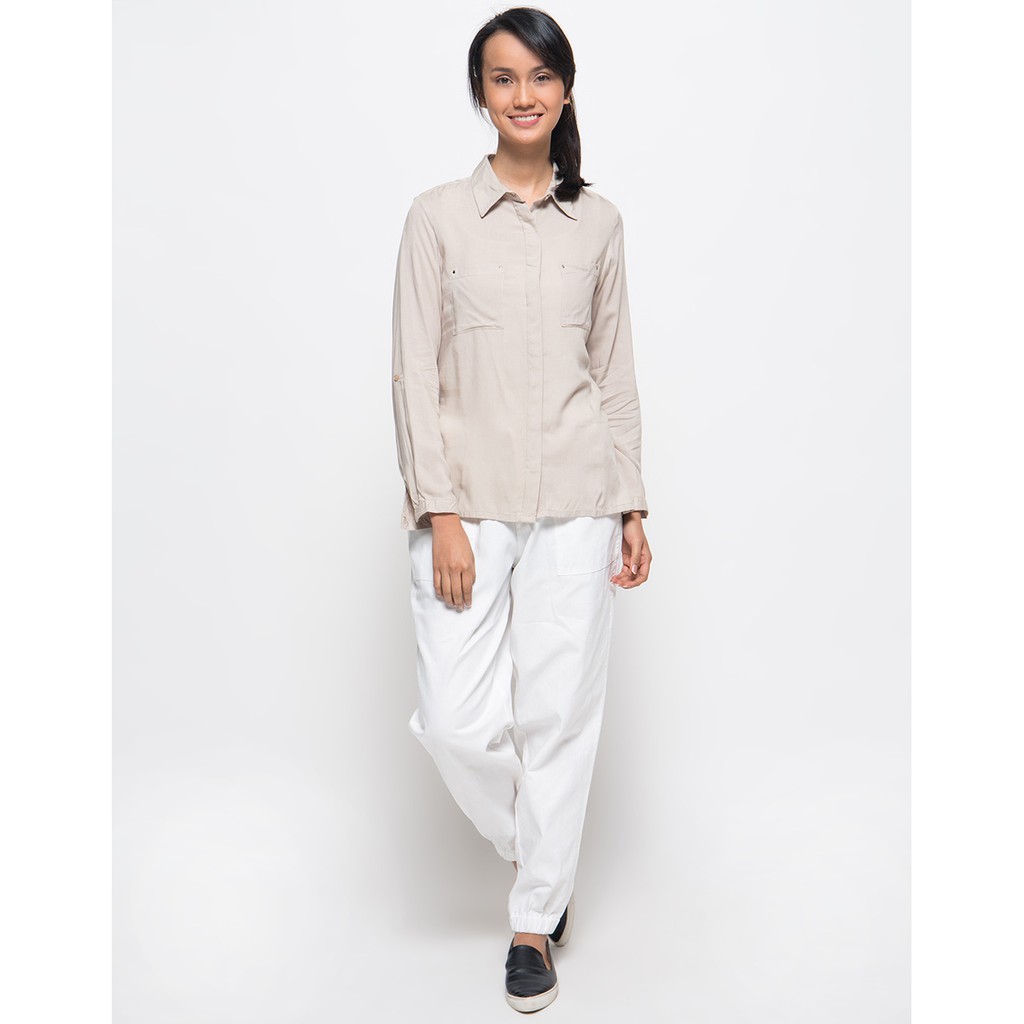Matahari - Details Basic Stud Kemeja Wanita - Khaki-2